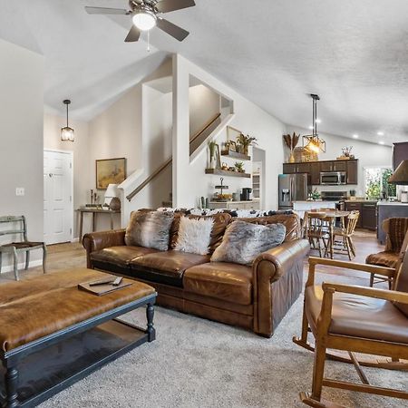 Southwestern Style 4 Bedroom Nampa Home Sleeps 16! Exterior foto