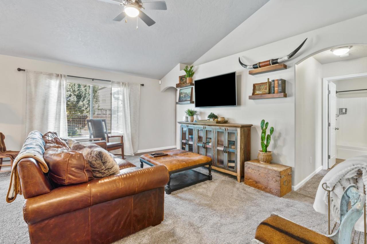 Southwestern Style 4 Bedroom Nampa Home Sleeps 16! Exterior foto