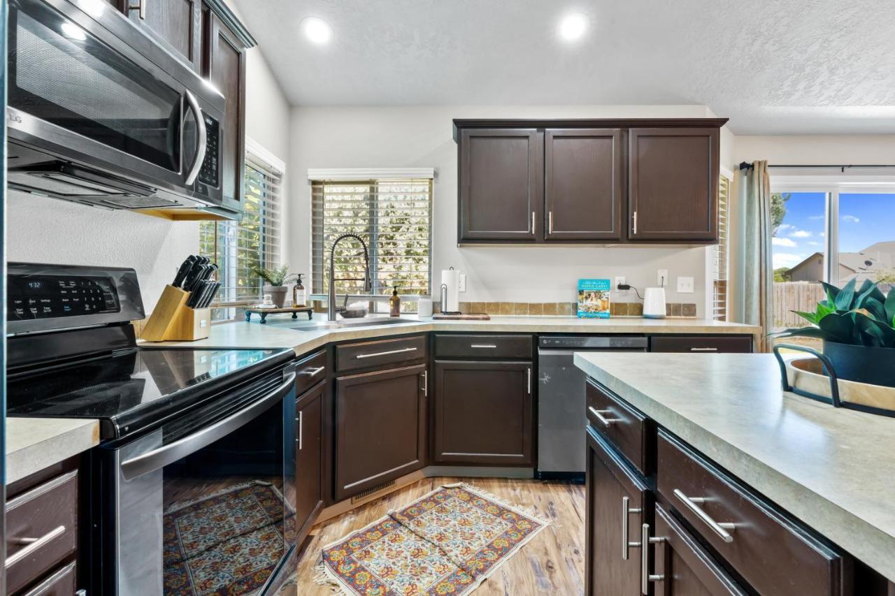 Southwestern Style 4 Bedroom Nampa Home Sleeps 16! Exterior foto