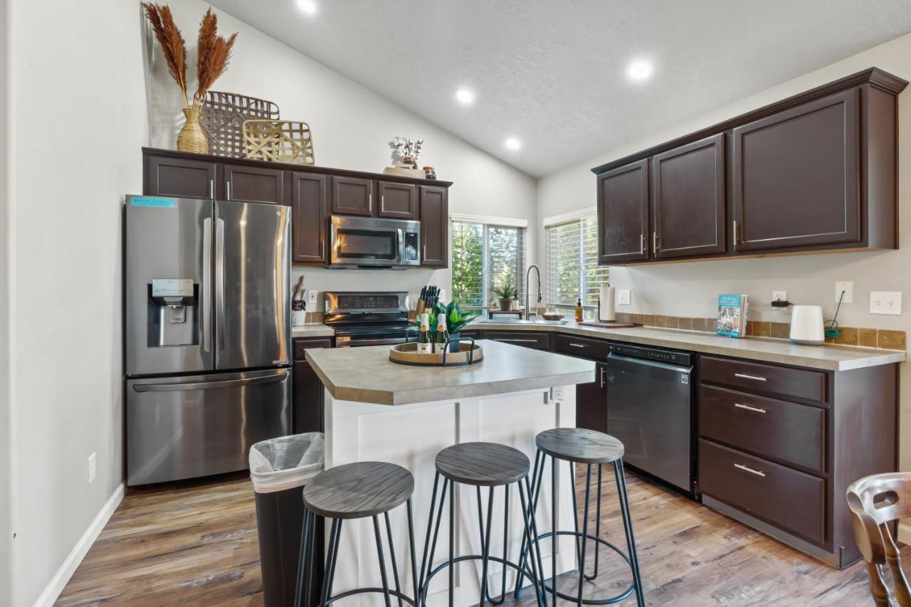 Southwestern Style 4 Bedroom Nampa Home Sleeps 16! Exterior foto